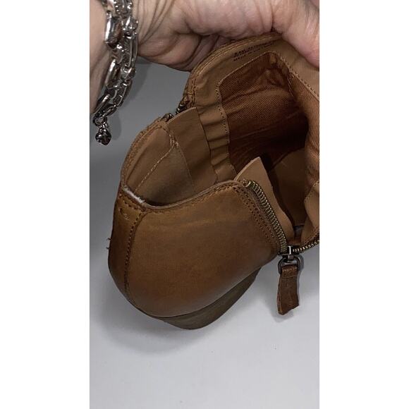 FRYE Judith Cognac Leather Zip Block Heels Ankle Booties - Picture 14 of 16